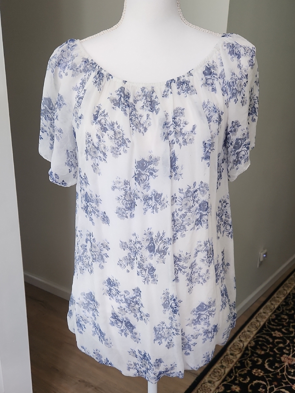 Luisa Ricci Italy Silk Blouse Floral Balloon Hem Flutter Sleeve White Blue Sz L